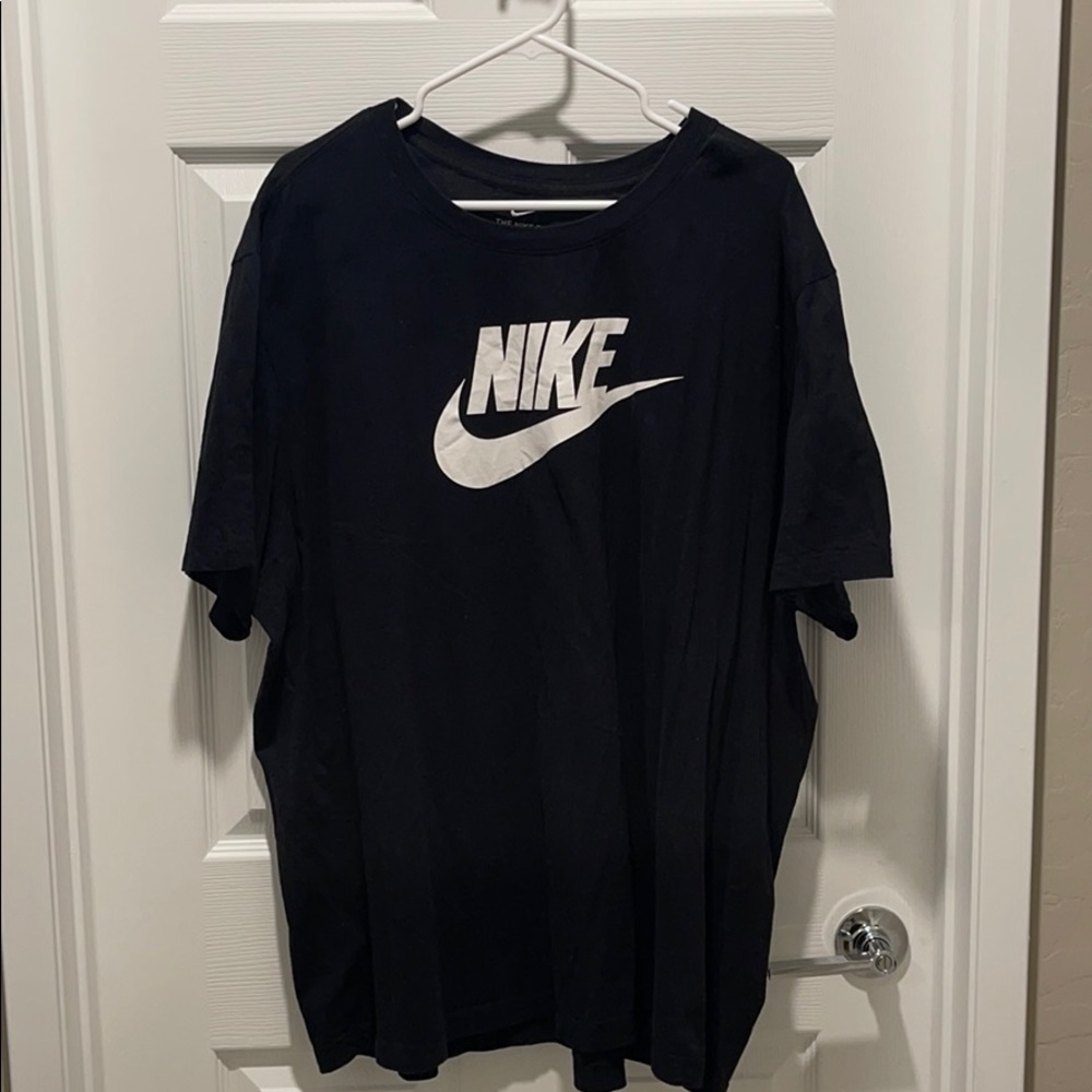 Nike T-shirt